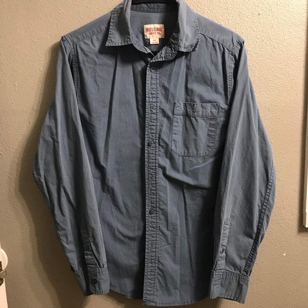 Mossimo Button Down Shirt